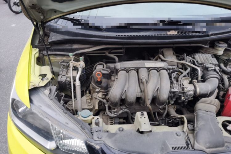 Used Honda Fit 2014 1.5L SE CVT Fashion Model Engine Bay Right