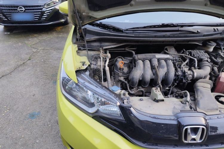 Used Honda Fit 2014 1.5L LX CVT Comfort Model Engine Bay Right