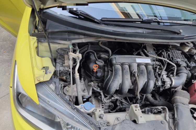 Used Honda Fit 2014 1.5L SE CVT Fashion Model Engine Bay Right