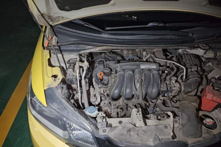 Used Honda Fit 2014 1.5L LX CVT Comfort Model Engine Bay Right