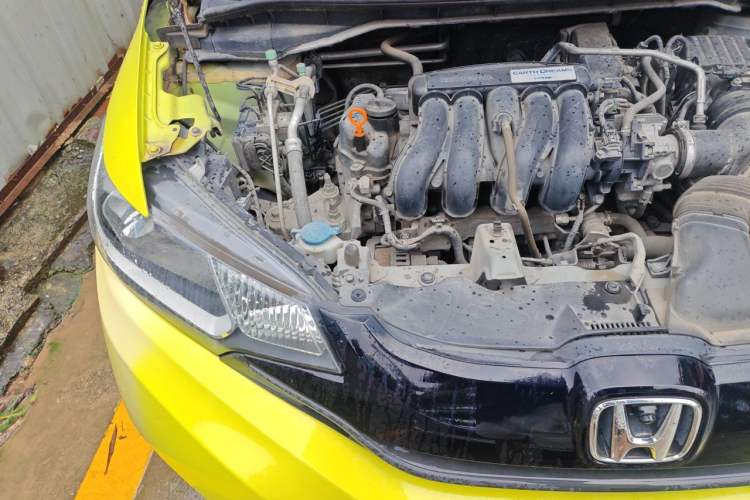 Used Honda Fit 2014 1.5L LX CVT Comfort Model Engine Bay Right