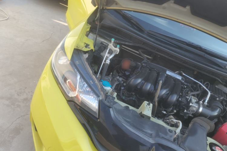 Used Honda Fit 2014 1.5L LX CVT Comfort Model Engine Bay Right