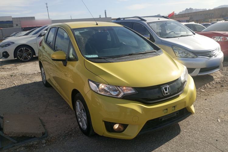 Used Honda Fit 2014 1.5L SE CVT Fashion Model Exterior 2