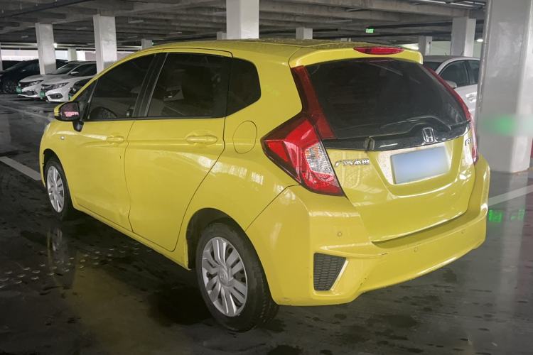 Used Honda Fit 2014 1.5L LX CVT Comfort Model Exterior 2