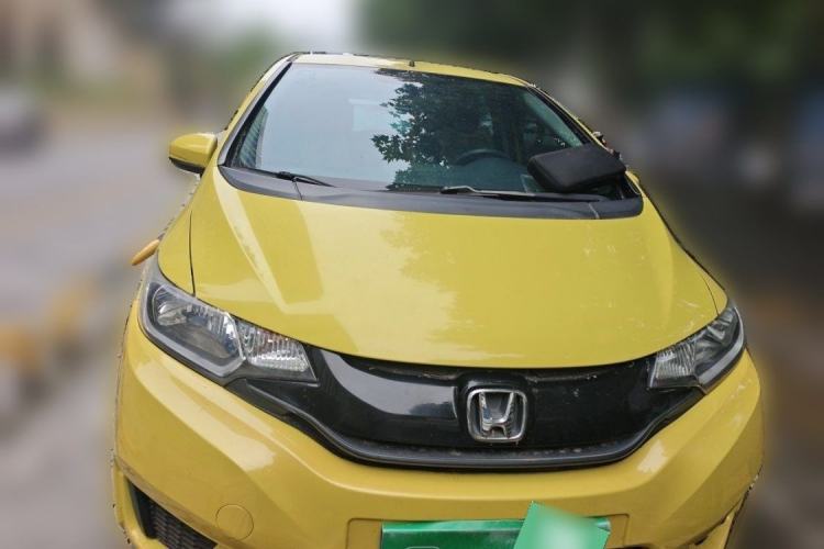 Used Honda Fit 2014 1.5L LX CVT Comfort Model Exterior 5