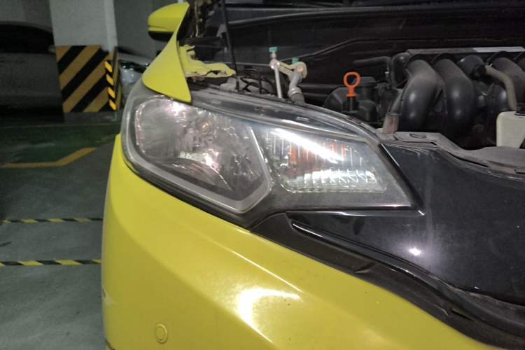 Used Honda Fit 2014 1.5L LX CVT Comfort Model Exterior 6