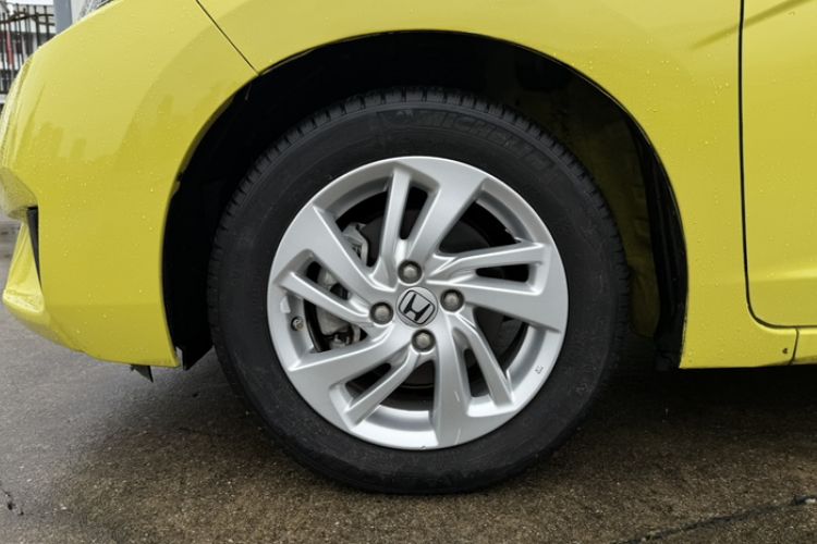 Used Honda Fit 2014 1.5L SE CVT Fashion Model Exterior 8