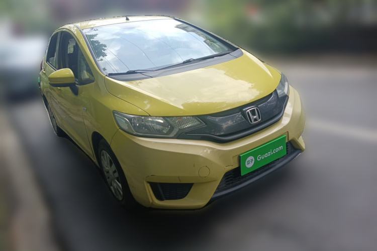 Used Honda Fit 2014 1.5L LX CVT Comfort Model Front Right 45 Deg