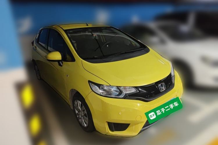 Used Honda Fit 2014 1.5L LX CVT Comfort Model Front Right 45 Deg