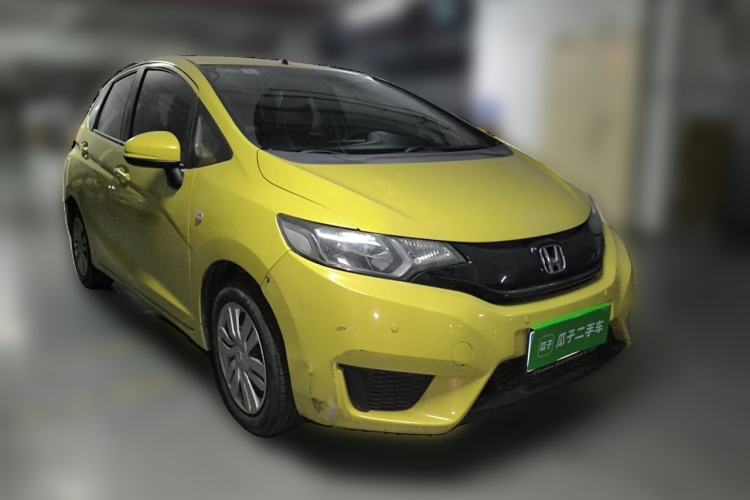Used Honda Fit 2014 1.5L LX CVT Comfort Model Front Right 45 Deg