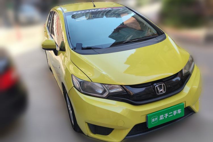 Used Honda Fit 2014 1.5L LX CVT Comfort Model Front Right 45 Deg