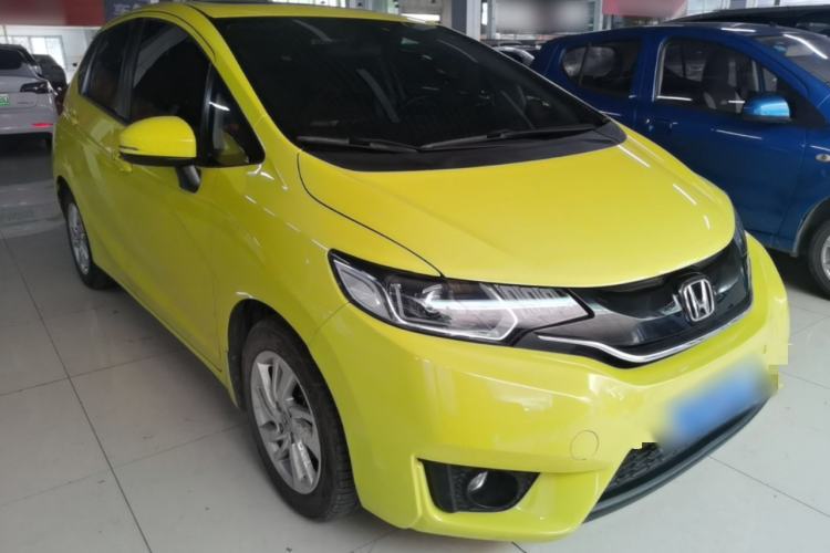Used Honda Fit 2014 1.5L EXLI CVT Leading Model Front Right 45 Deg