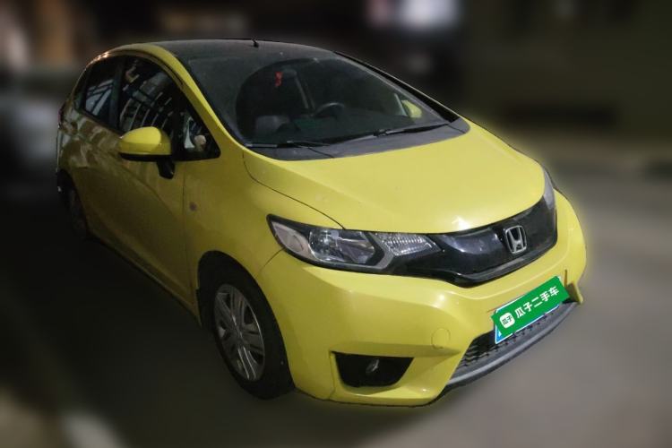 Used Honda Fit 2014 1.5L LX Manual Comfort Model Front Right 45 Deg