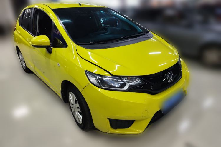 Used Honda Fit 2014 1.5L LX CVT Comfort Model Front Right 45 Deg
