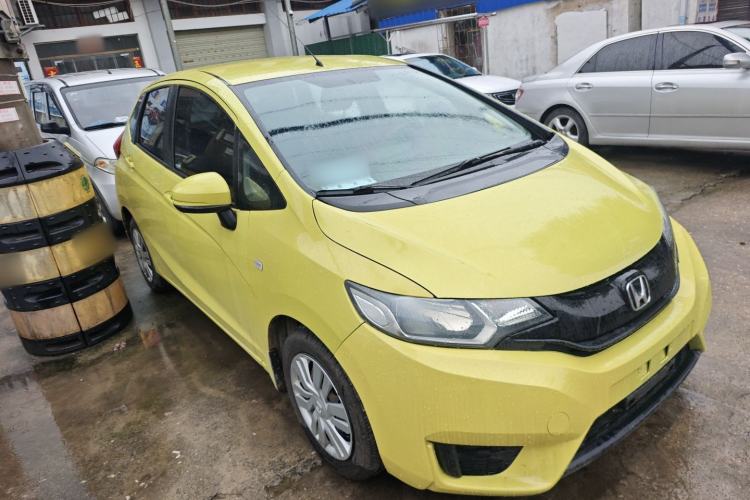 Used Honda Fit 2014 1.5L LX CVT Comfort Model Front Right 45 Deg