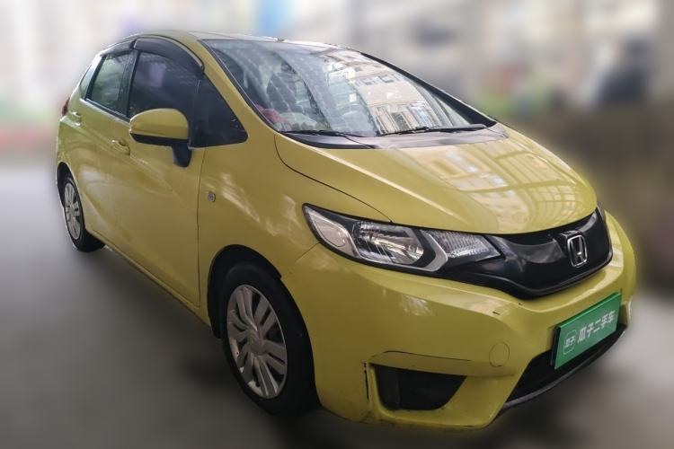 Used Honda Fit 2014 1.5L LX CVT Comfort Model Front Right 45 Deg