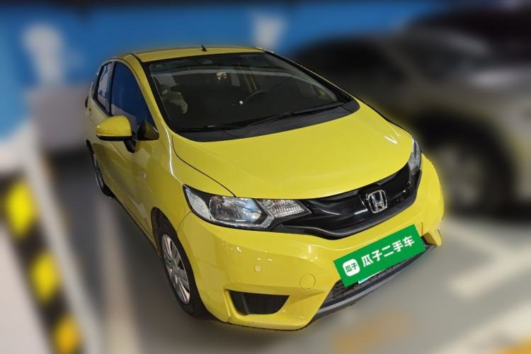 Used Honda Fit 2014 1.5L LX CVT Comfort Model Front Right 45 Deg