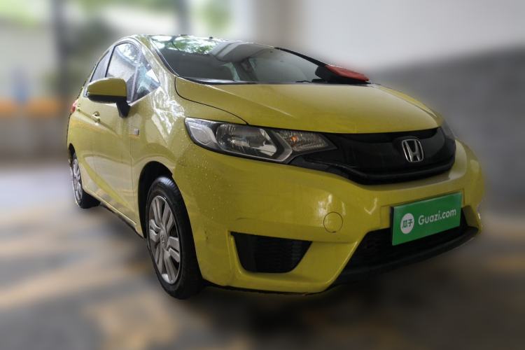 Used Honda Fit 2014 1.5L LX CVT Comfort Model Front Right 45 Deg
