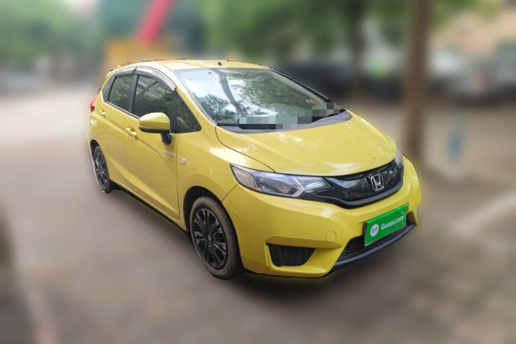 Used Honda Fit 2014 1.5L LX CVT Comfort Model Front Right 45 Deg
