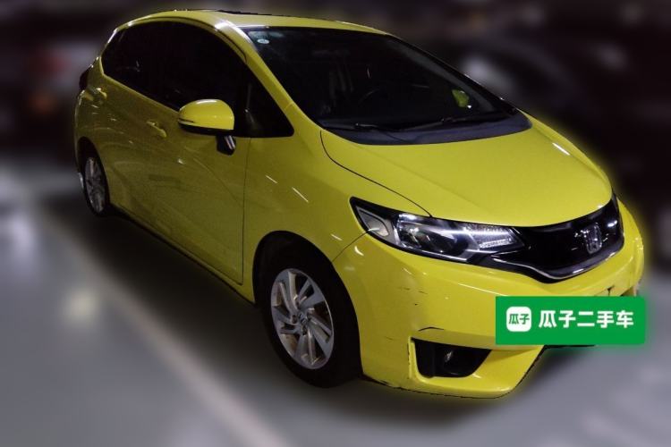 Used Honda Fit 2014 1.5L EX CVT Elite Model Front Right 45 Deg