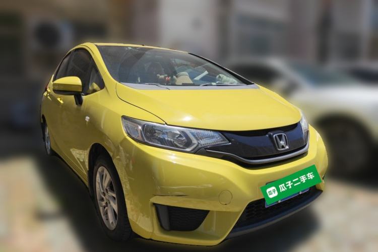 Used Honda Fit 2014 1.5L LX CVT Comfort Model Front Right 45 Deg
