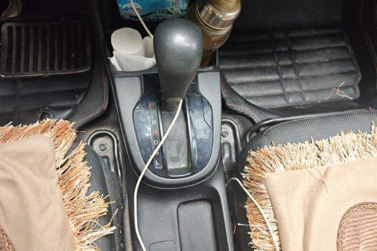 Used Honda Fit 2014 1.5L LX CVT Comfort Model Gear Lever