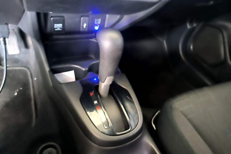 Used Honda Fit 2014 1.5L LX CVT Comfort Model Gear Lever