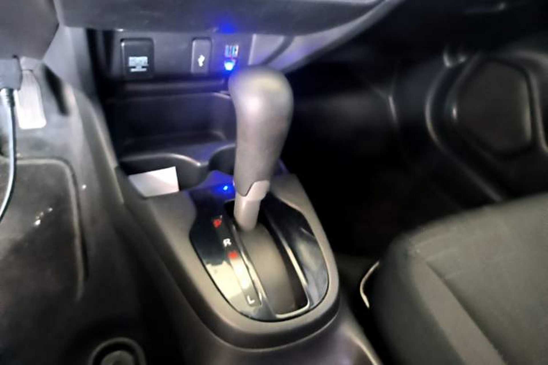 Used Honda Fit 2014 1.5L LX CVT Comfort Model Gear Lever