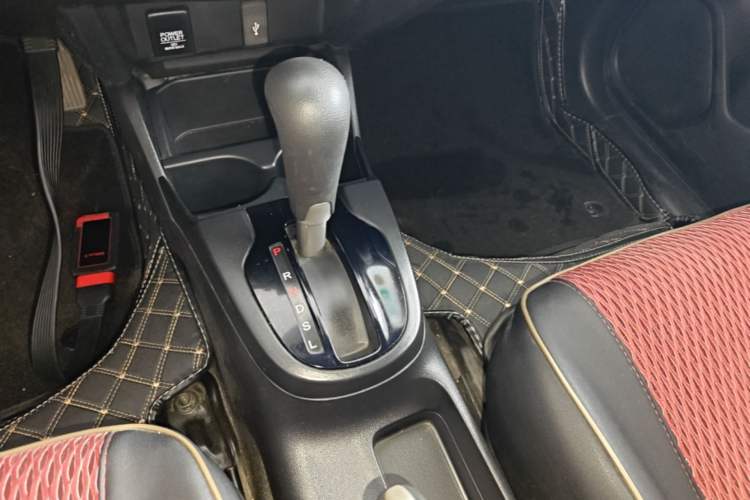 Used Honda Fit 2014 1.5L LX CVT Comfort Model Gear Lever