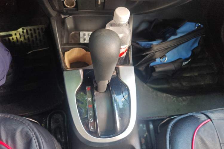 Used Honda Fit 2014 1.5L LX CVT Comfort Model Gear Lever
