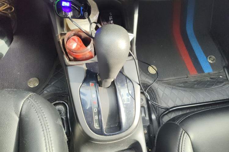 Used Honda Fit 2014 1.5L LX CVT Comfort Model Gear Lever