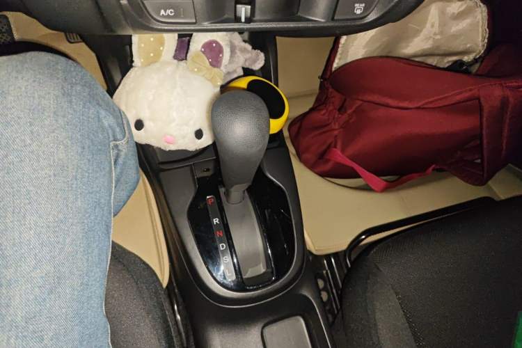 Used Honda Fit 2014 1.5L LX CVT Comfort Model Gear Lever