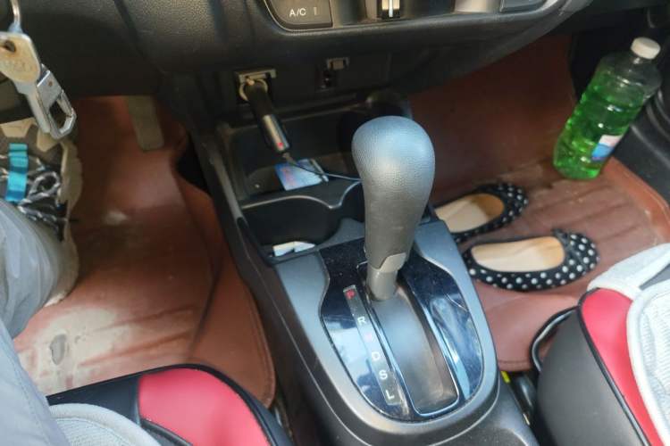 Used Honda Fit 2014 1.5L LX CVT Comfort Model Gear Lever