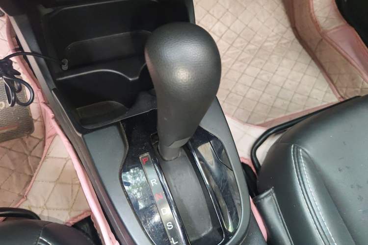 Used Honda Fit 2014 1.5L LX CVT Comfort Model Gear Lever