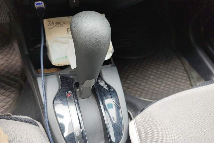 Used Honda Fit 2014 1.5L LX CVT Comfort Model Gear Lever