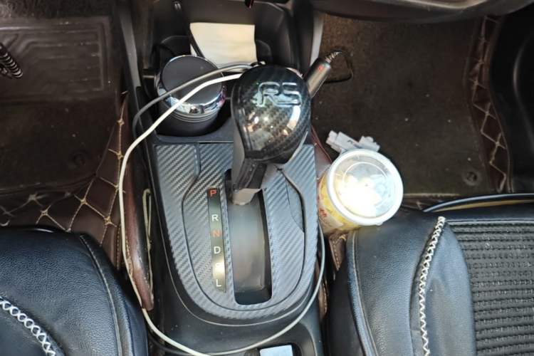 Used Honda Fit 2014 1.5L LX CVT Comfort Model Gear Lever