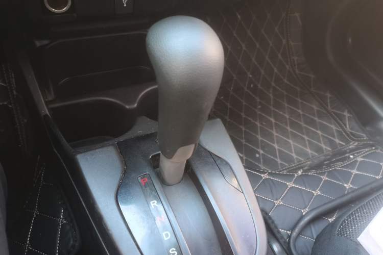Used Honda Fit 2014 1.5L LX CVT Comfort Model Gear Lever
