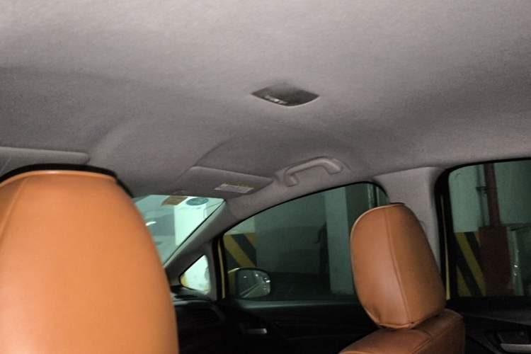 Used Honda Fit 2014 1.5L LX CVT Comfort Model Headliner