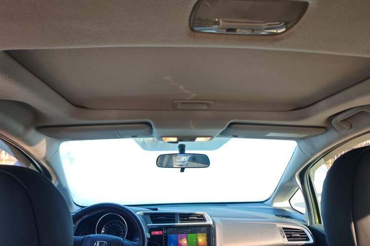 Used Honda Fit 2014 1.5L EX CVT Elite Model Headliner