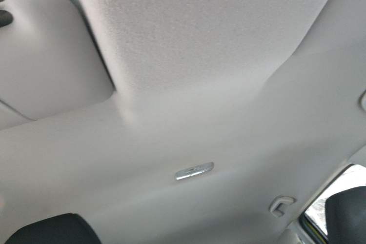 Used Honda Fit 2014 1.5L LX CVT Comfort Model Headliner