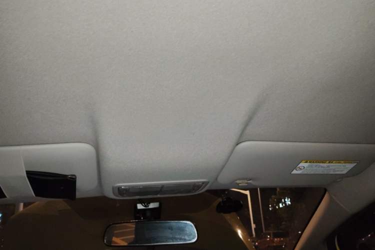 Used Honda Fit 2014 1.5L SE CVT Fashion Model Headliner