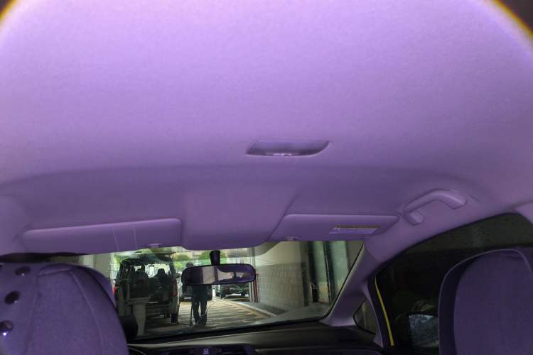 Used Honda Fit 2014 1.5L LX CVT Comfort Model Headliner