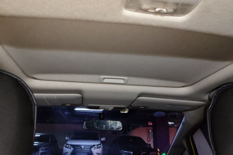 Used Honda Fit 2014 1.5L EX CVT Elite Model Headliner