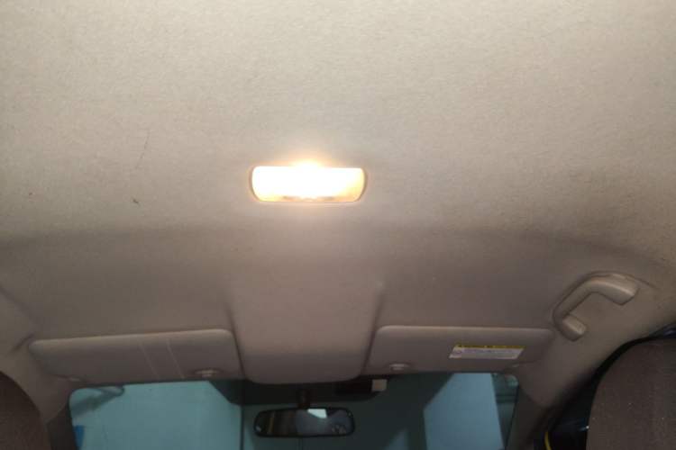Used Honda Fit 2014 1.5L LX CVT Comfort Model Headliner