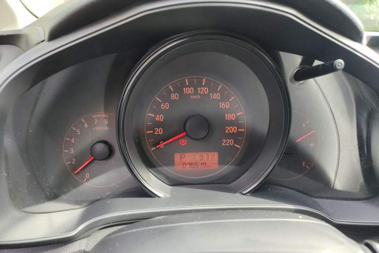 Used Honda Fit 2014 1.5L LX CVT Comfort Model Instrument Cluster