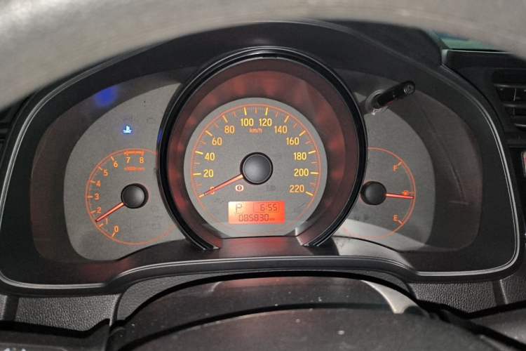 Used Honda Fit 2014 1.5L LX CVT Comfort Model Instrument Cluster