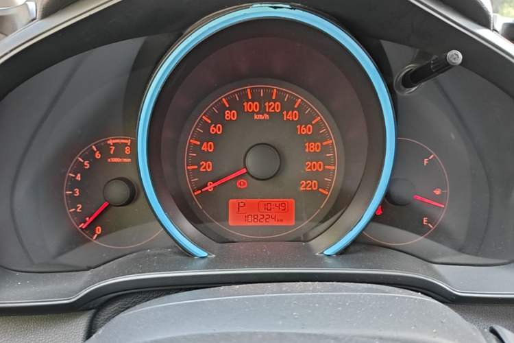 Used Honda Fit 2014 1.5L LX CVT Comfort Model Instrument Cluster