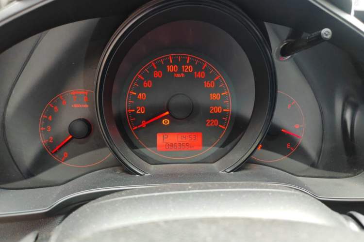 Used Honda Fit 2014 1.5L LX CVT Comfort Model Instrument Cluster