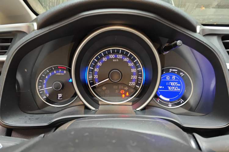 Used Honda Fit 2014 1.5L SE CVT Fashion Model Instrument Cluster