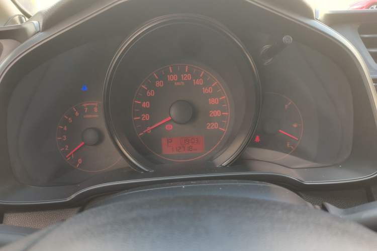 Used Honda Fit 2014 1.5L LX CVT Comfort Model Instrument Cluster